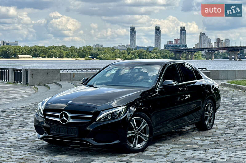 Седан Mercedes-Benz C-Class 2015 в Києві