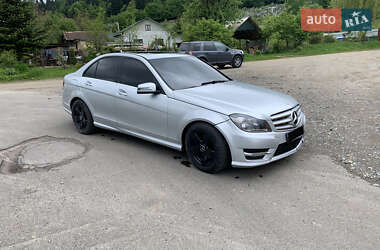 Mercedes-Benz C-Class 2011
