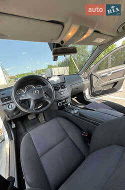 Универсал Mercedes-Benz C-Class 2008 в 