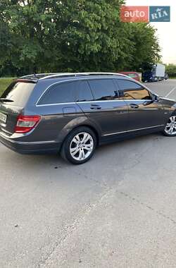 Mercedes-Benz C-Class 2010 Mercedes-Benz C-Class 2010