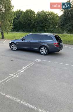 Универсал Mercedes-Benz C-Class 2010 в 