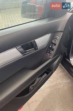 Универсал Mercedes-Benz C-Class 2010 в 