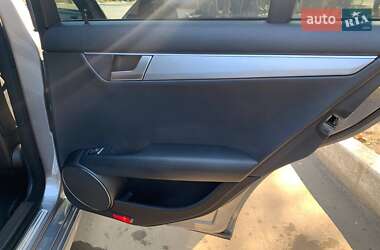 Седан Mercedes-Benz C-Class 2011 в 