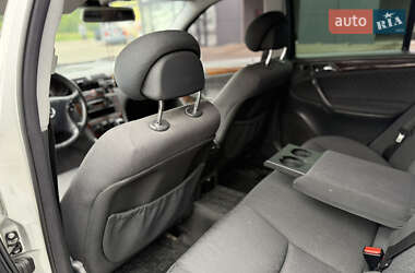 Седан Mercedes-Benz C-Class 2001 в 
