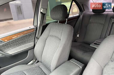 Седан Mercedes-Benz C-Class 2001 в 