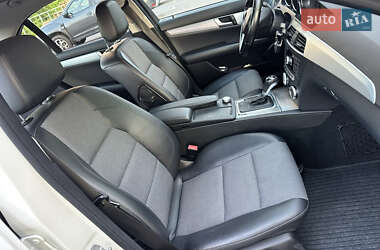 Седан Mercedes-Benz C-Class 2011 в 