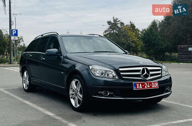 Универсал Mercedes-Benz C-Class 2009 в 