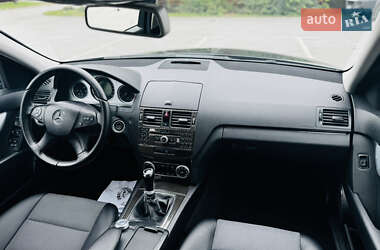 Универсал Mercedes-Benz C-Class 2009 в 