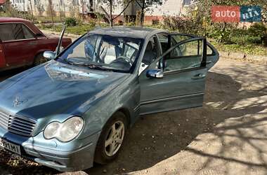 Седан Mercedes-Benz C-Class 2002 в 