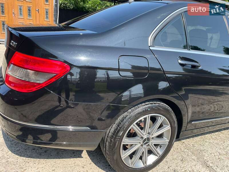 Седан Mercedes-Benz C-Class 2008 в Ужгороде