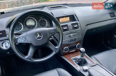 Седан Mercedes-Benz C-Class 2010 в 