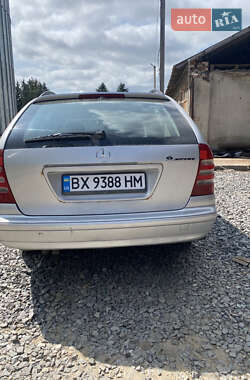 Универсал Mercedes-Benz C-Class 2002 в 