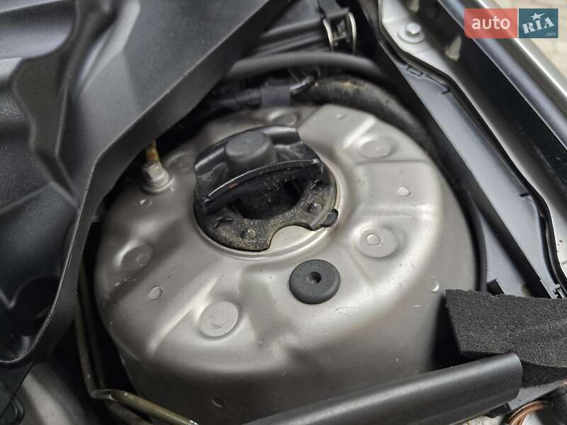 Седан Mercedes-Benz C-Class 2004 в Полтаве