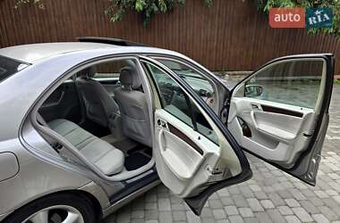Седан Mercedes-Benz C-Class 2004 в 