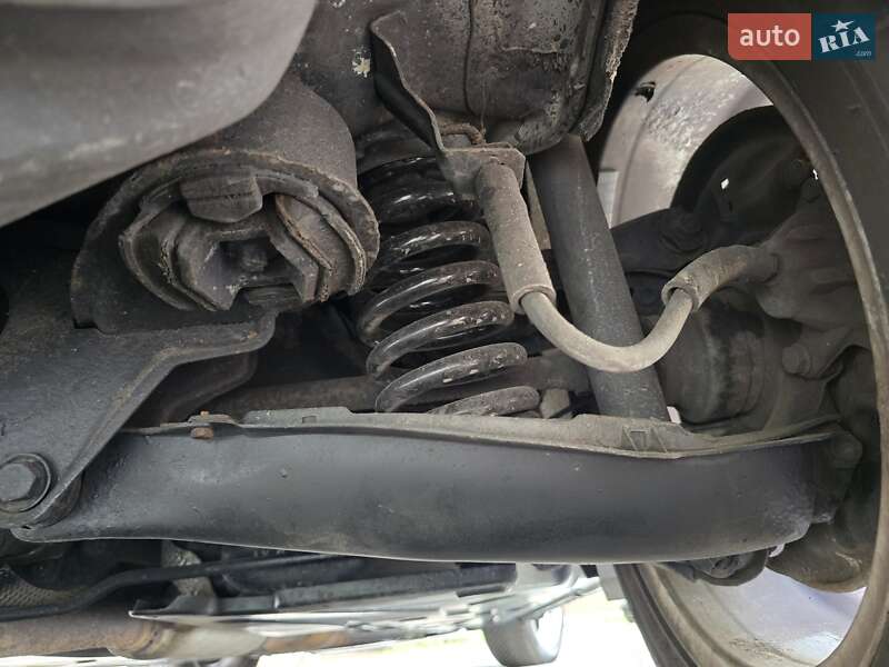 Седан Mercedes-Benz C-Class 2004 в Полтаве