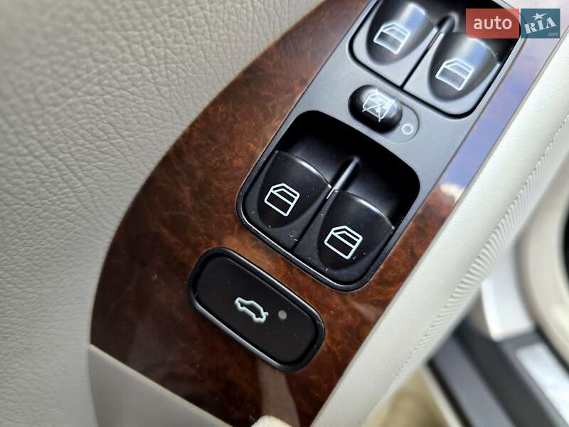 Седан Mercedes-Benz C-Class 2004 в Полтаве