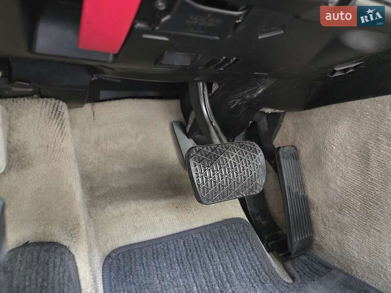 Седан Mercedes-Benz C-Class 2004 в Полтаве