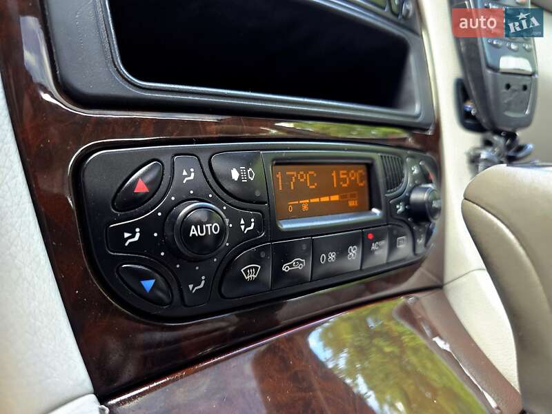 Седан Mercedes-Benz C-Class 2004 в Полтаве