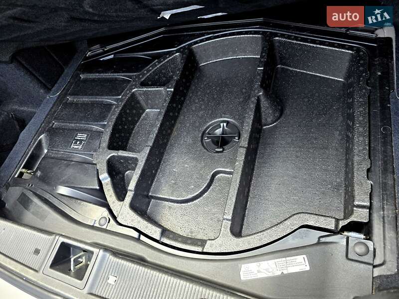 Седан Mercedes-Benz C-Class 2004 в Полтаве