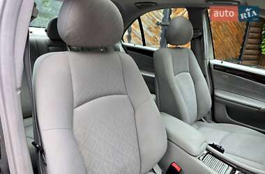 Седан Mercedes-Benz C-Class 2004 в 