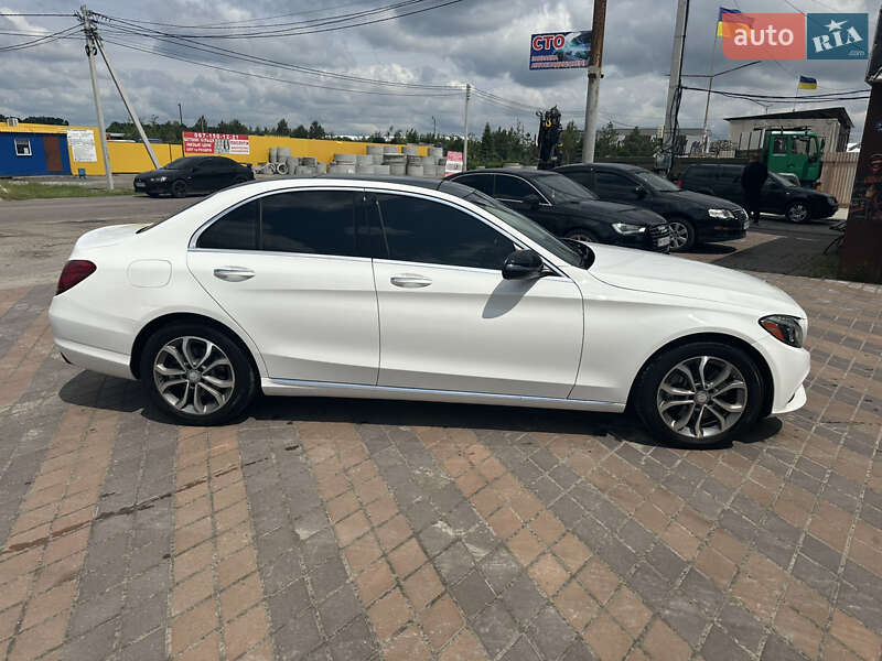 Седан Mercedes-Benz C-Class 2015 в Киеве
