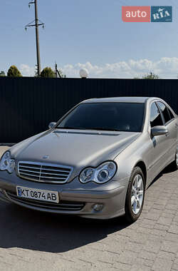 Седан Mercedes-Benz C-Class 2005 в Долине