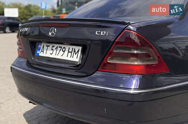Седан Mercedes-Benz C-Class 2002 в 