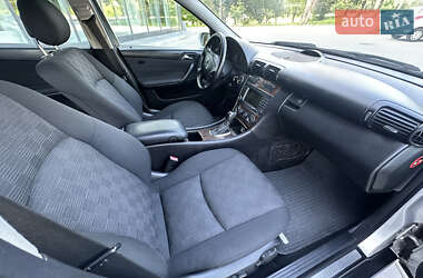 Универсал Mercedes-Benz C-Class 2004 в 