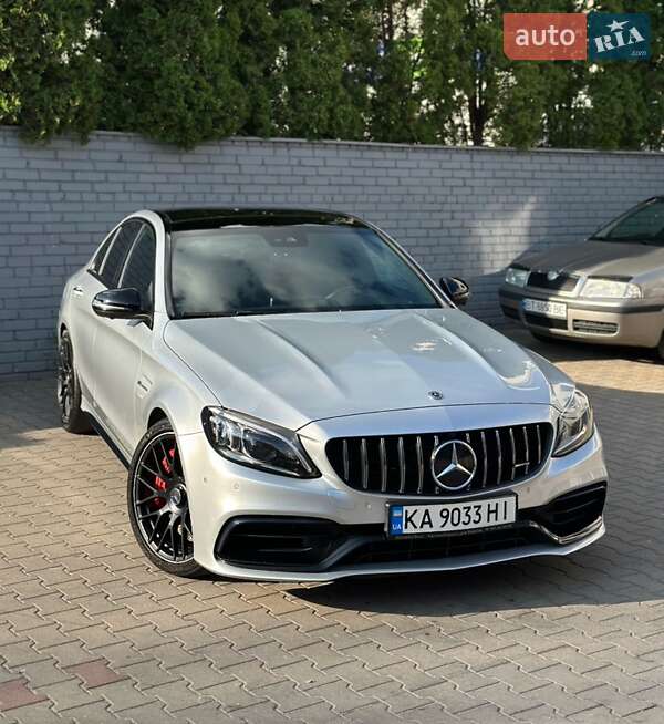 Mercedes-Benz C-Class 2020