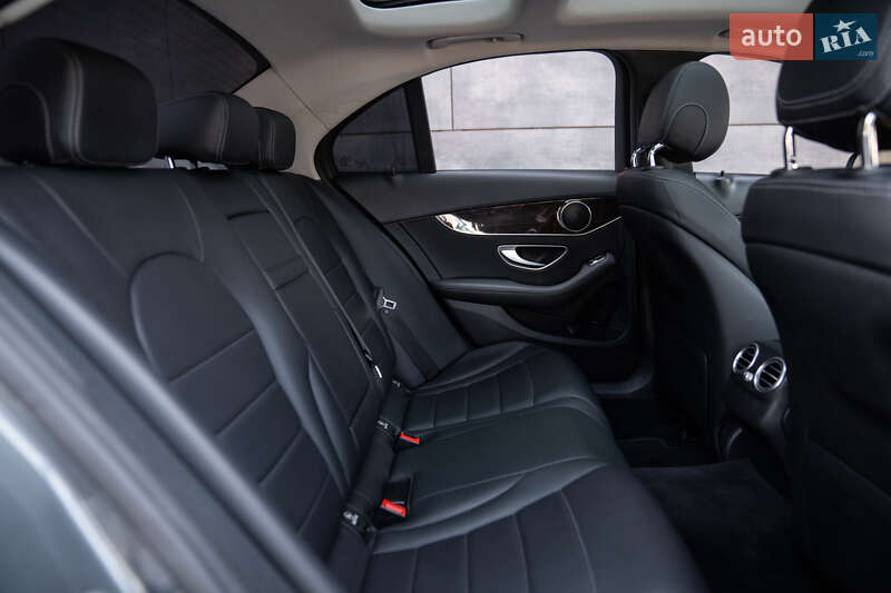 Седан Mercedes-Benz C-Class 2017 в Киеве фото 26 Седан Mercedes-Benz C-Class 2017 в Киеве