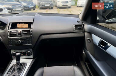 Седан Mercedes-Benz C-Class 2008 в 
