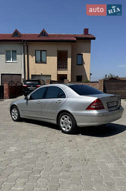 Седан Mercedes-Benz C-Class 2002 в 