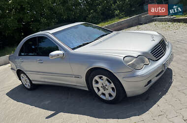 Седан Mercedes-Benz C-Class 2002 в 
