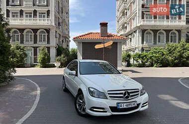 Mercedes-Benz C-Class 2011 Mercedes-Benz C-Class 2011