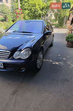 Седан Mercedes-Benz C-Class 2005 в Одесі
