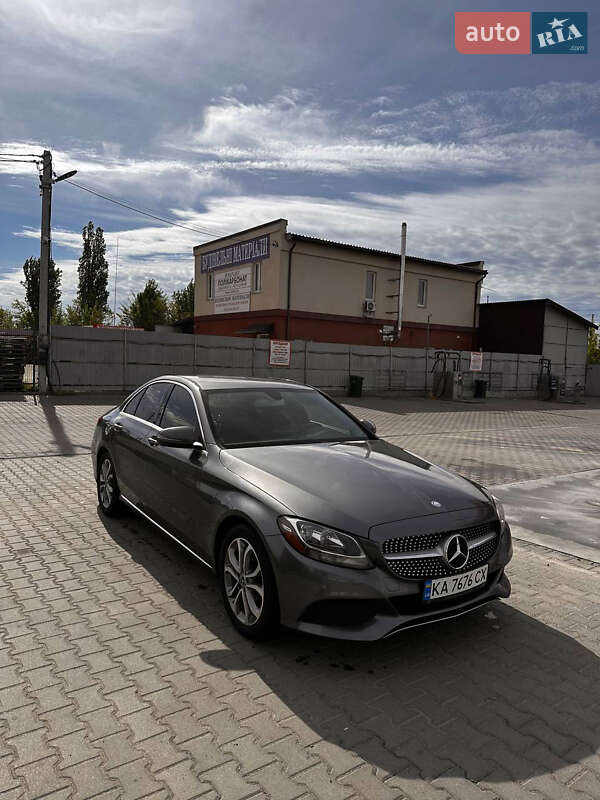 Седан Mercedes-Benz C-Class 2017 в 