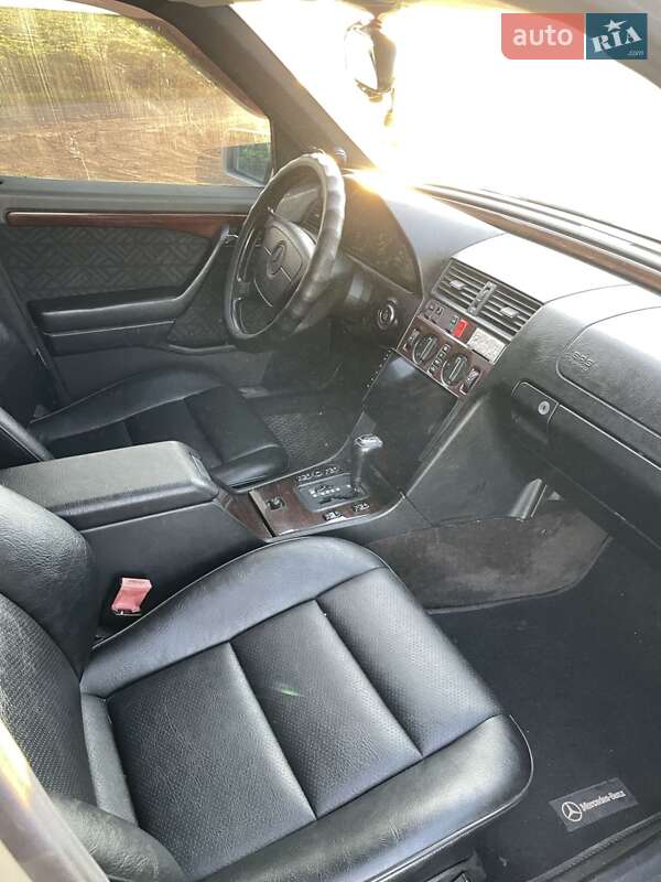 Седан Mercedes-Benz C-Class 1995 в Виннице фото 4 Седан Mercedes-Benz C-Class 1995 в Виннице