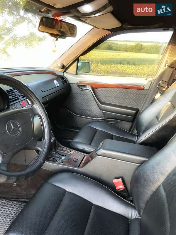 Седан Mercedes-Benz C-Class 1995 в Виннице фото 20 Седан Mercedes-Benz C-Class 1995 в Виннице