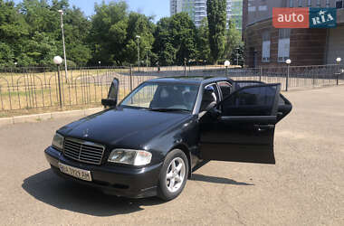 Седан Mercedes-Benz C-Class 1996 в 
