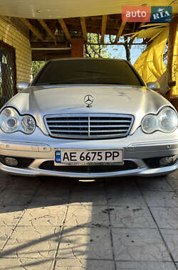 Седан Mercedes-Benz C-Class 2005 в 