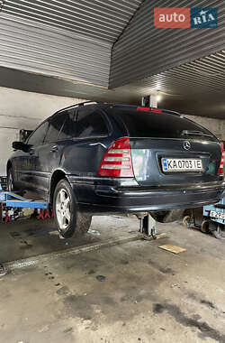 Универсал Mercedes-Benz C-Class 2001 в 