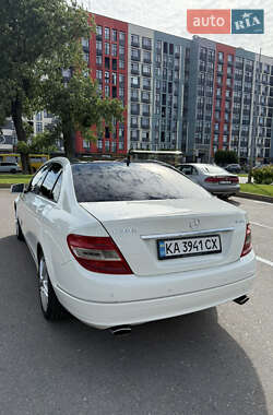 Седан Mercedes-Benz C-Class 2011 в 