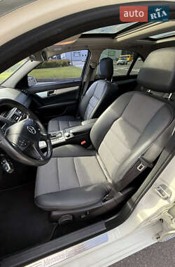 Седан Mercedes-Benz C-Class 2011 в 