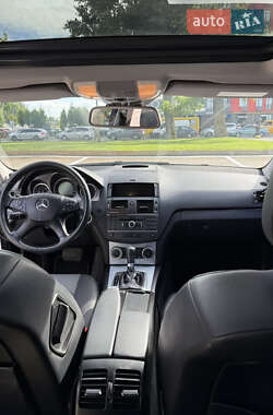 Седан Mercedes-Benz C-Class 2011 в 