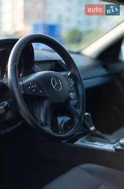 Седан Mercedes-Benz C-Class 2010 в 