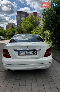 Седан Mercedes-Benz C-Class 2012 в 