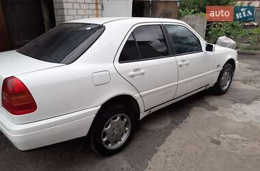Седан Mercedes-Benz C-Class 1995 в 
