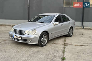 Седан Mercedes-Benz C-Class 2004 в 