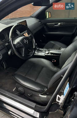 Седан Mercedes-Benz C-Class 2009 в 