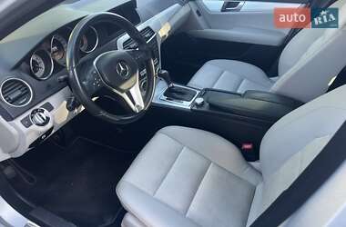 Седан Mercedes-Benz C-Class 2011 в 